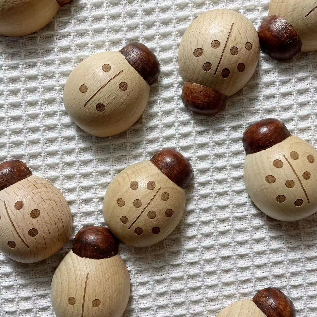 Solid Wood Ladybug Toy Montessori Teaching AIDS Digital Toys Hand-Eye Coordination Environmental Toys Digital Accessories